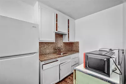 1065 E 19th, Long Beach, CA 90806 - Photo 7