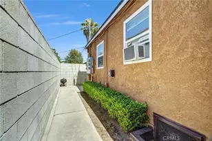1065 E 19th, Long Beach, CA 90806 - Photo 17