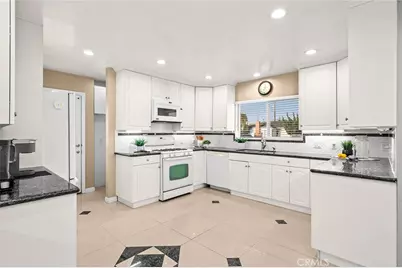 14913 Roxton Avenue, Gardena, CA 90249 - Photo 7