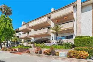 12300 Montecito Rd, Seal Beach, CA 90740 - Photo 37