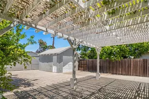 1849 W 38th St, Los Angeles, CA 90062 - Photo 25
