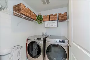 6926 Cottonwood Ln, Buena Park, CA 90621 - Photo 19