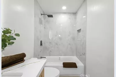 2115 S Redondo, Los Angeles, CA 90016 - Photo 25