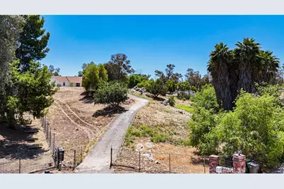 18570 Halter Lane, Riverside, CA 92504 - Photo 59