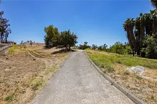 18570 Halter Ln, Riverside, CA 92504 - Photo 63