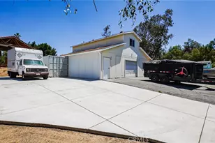18570 Halter Ln, Riverside, CA 92504 - Photo 37