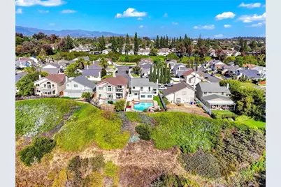 21095 Skylark Drive, Lake Forest, CA 92630 - Photo 43