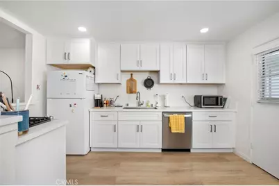 1209 Florida Street, Huntington Beach, CA 92648 - Photo 15
