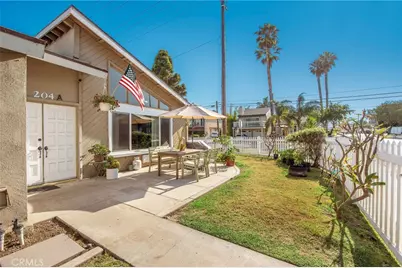 204 Springfield Avenue, Huntington Beach, CA 92648 - Photo 3