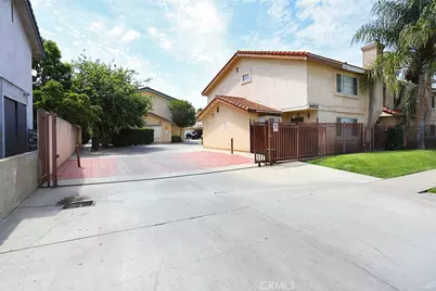 8032 Rose #13, Paramount, CA 90723 - Photo 31