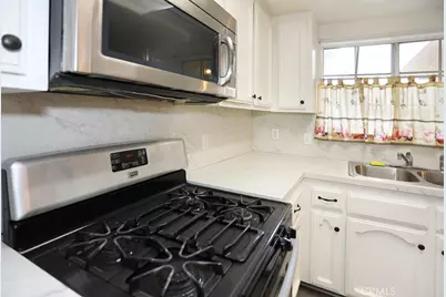 8032 Rose #13, Paramount, CA 90723 - Photo 3