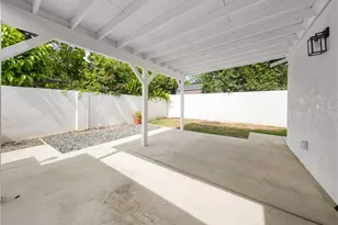 2031 S Center St, Santa Ana, CA 92704 - Photo 15