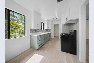 2031 S Center Street, Santa Ana, CA 92704 - Photo 5