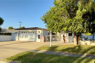 2031 S Center St, Santa Ana, CA 92704 - Photo 1