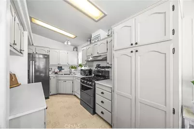 122 S Colombo Lane #77, Tustin, CA 92780 - Photo 9