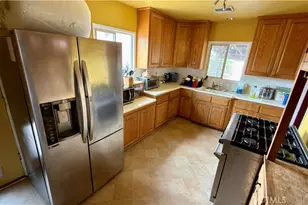 7712 Lemp, North Hollywood, CA 91605 - Photo 9