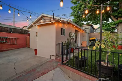 10502 S 8th Place, Inglewood, CA 90303 - Photo 41
