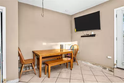 10502 S 8th Place, Inglewood, CA 90303 - Photo 47