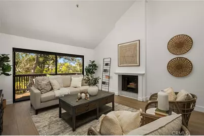 9 Canyon Island, Newport Beach, CA 92660 - Photo 3
