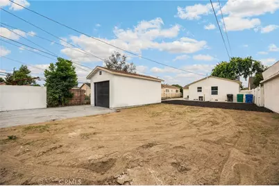 2014 Easy Avenue, Long Beach, CA 90810 - Photo 31
