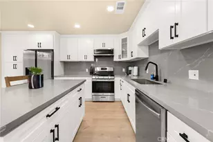 1081 Loma Ave, Long Beach, CA 90804 - Photo 9