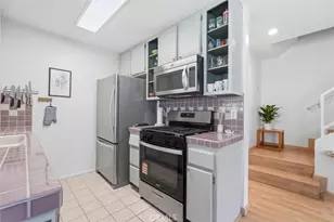 1355 Loma Ave, Long Beach, CA 90804 - Photo 11