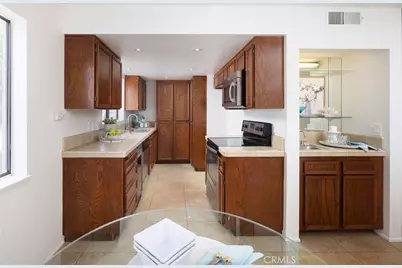 2206 A N Broadway #27, Santa Ana, CA 92706 - Photo 11