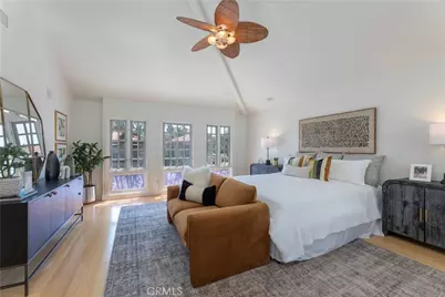 361 Seville, Long Beach, CA 90814 - Photo 35