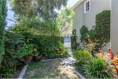 361 Seville, Long Beach, CA 90814 - Photo 55