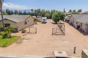 2678 Bronco Ln, Norco, CA 92860 - Photo 29
