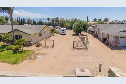 2678 Bronco Lane, Norco, CA 92860 - Photo 25