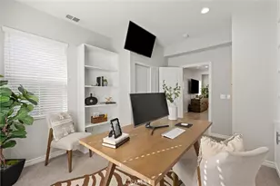 250 W Ridgewood, Long Beach, CA 90805 - Photo 15