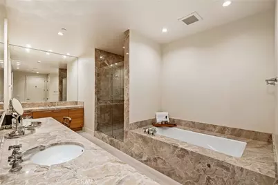 10776 Wilshire Boulevard #901, Los Angeles, CA 90024 - Photo 27