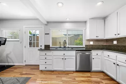 4237 Larwin, Cypress, CA 90630 - Photo 15