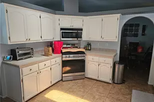 61 Malaga, Tustin, CA 92780 - Photo 3