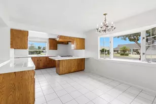 8440 Chopin Dr, Buena Park, CA 90621 - Photo 19