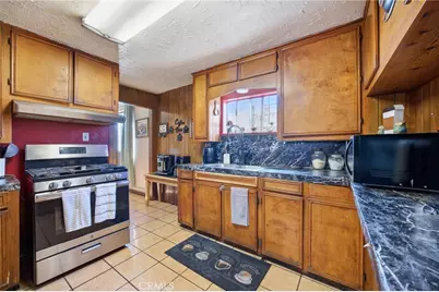 123 E 65th Street, Los Angeles, CA 90003 - Photo 15