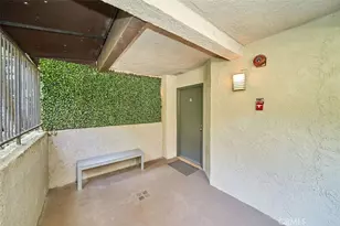 950 N Kings Road, West Hollywood, CA 90069 - Photo 25