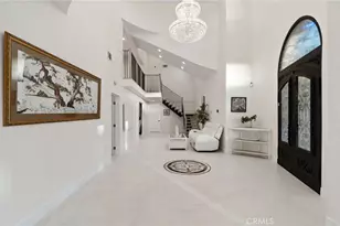 16572 Carousel, Huntington Beach, CA 92649 - Photo 9