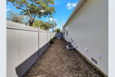 2171 Stearnlee, Long Beach, CA 90815 - Photo 33