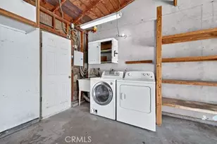 8777 Glencoe Dr, Riverside, CA 92503 - Photo 49