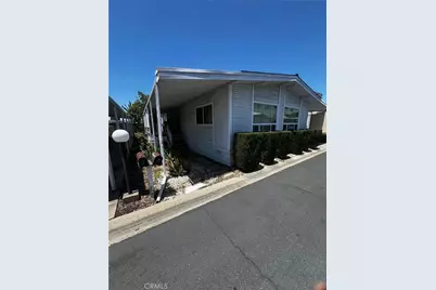 10770 Katella #19, Anaheim, CA 92804 - Photo 23