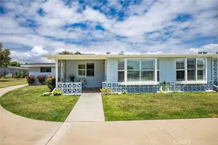13721 Alderwood Ln, Seal Beach, CA 90740 - Photo 3