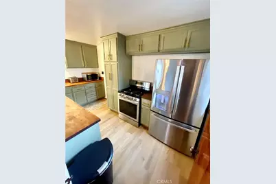 220 W Country Club, Big Bear City, CA 92314 - Photo 7
