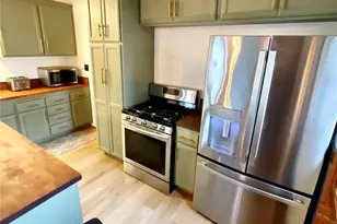 220 W Country Club, Big Bear City, CA 92314 - Photo 7