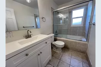 1023 E 1st #17, Long Beach, CA 90802 - Photo 9