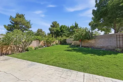 44154 Coral, Lancaster, CA 93536 - Photo 37