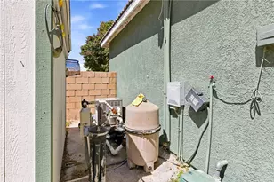 44154 Coral, Lancaster, CA 93536 - Photo 47
