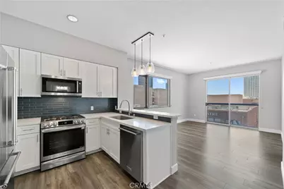 445 Island Avenue #501, San Diego, CA 92101 - Photo 1