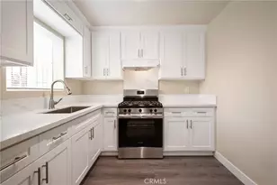 754 E 84th Pl, Los Angeles, CA 90001 - Photo 9